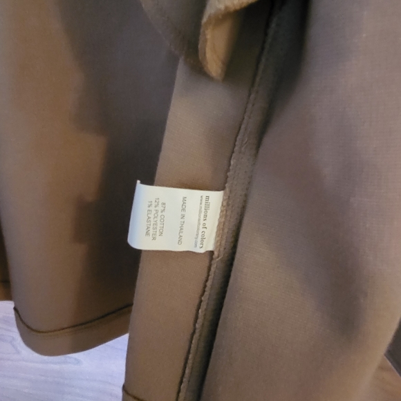 Millions of Collar Trench Cape - NWT - Size 10 & 12 - Picture 5 of 9
